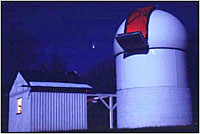 Bild der Sternwarte mit dem Spiegelteleskop