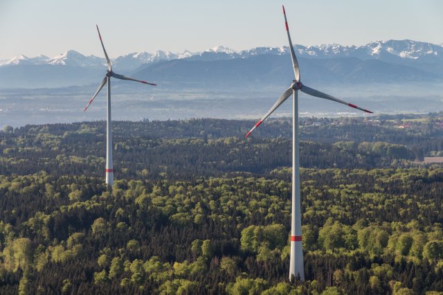 Grossansicht in neuem Fenster: Windräder